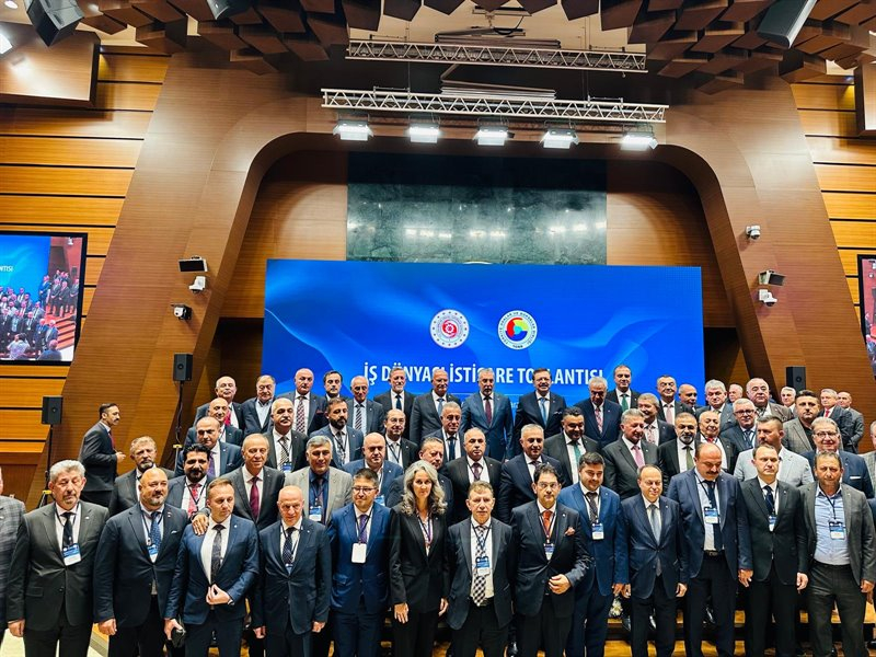  BAŞKAN KOÇ, İŞVERENİN SORUNUNU BAKAN IŞIKHAN’A  AKTARDI