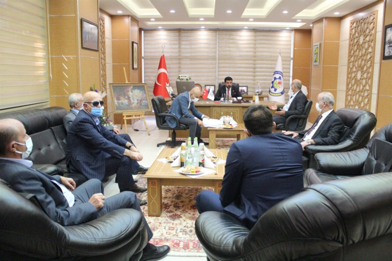  CHP HEYETİNDEN MUŞ TSO’YA ZİYARET