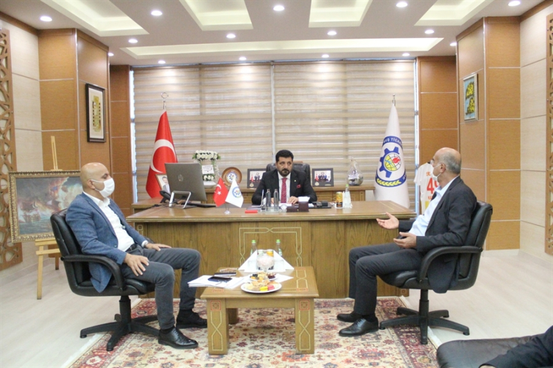  CHP HEYETİNDEN MUŞ TSO’YA ZİYARET