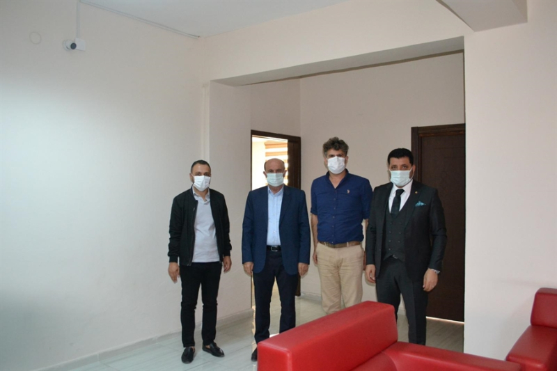 BAŞKAN KOÇ`TAN DR. SEZGİN`E ZİYARET