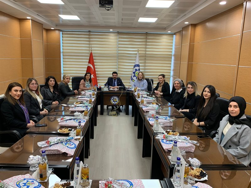 BAŞKAN KOÇ, KADINLAR GÜNÜNÜ KUTLADI