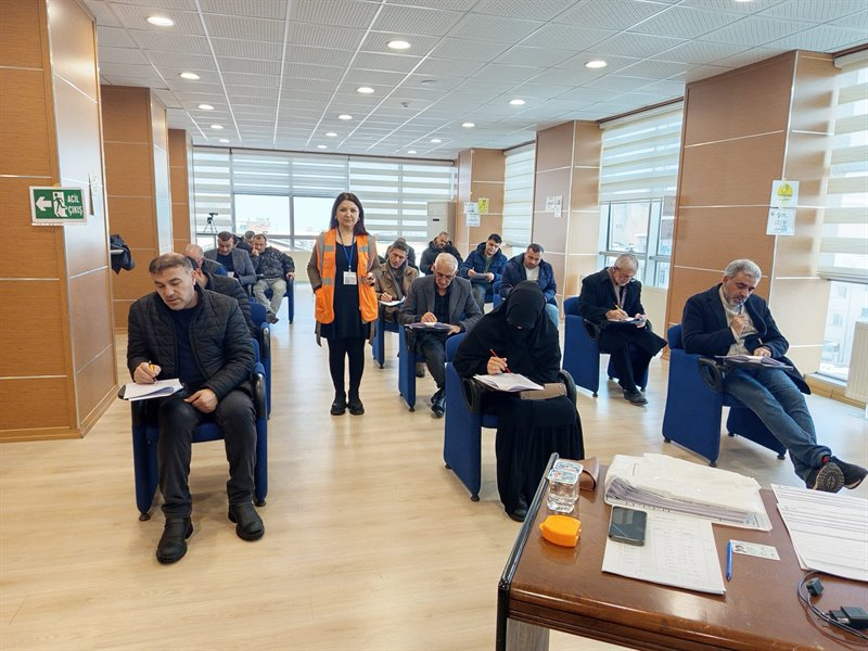 MUŞ TSO’DA GALERİCİLER VE EMLAKÇILAR İÇİN SINAV YAPILDI