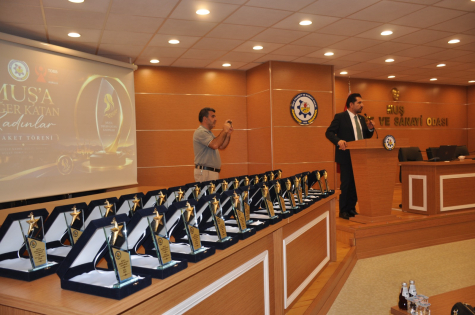 MUŞ TSO’DAN KADIN GİRİŞİMCİLERE VEFA: 29 KADINA PLAKET VERİLDİ