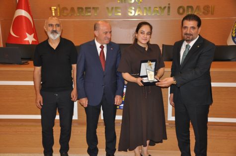 MUŞ TSO’DAN KADIN GİRİŞİMCİLERE VEFA: 29 KADINA PLAKET VERİLDİ