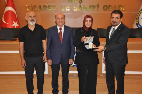 MUŞ TSO’DAN KADIN GİRİŞİMCİLERE VEFA: 29 KADINA PLAKET VERİLDİ
