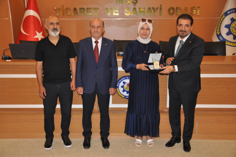 MUŞ TSO’DAN KADIN GİRİŞİMCİLERE VEFA: 29 KADINA PLAKET VERİLDİ