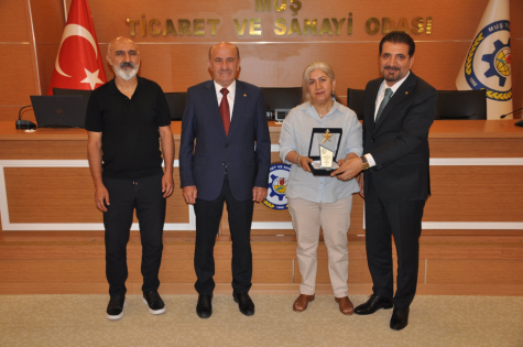 MUŞ TSO’DAN KADIN GİRİŞİMCİLERE VEFA: 29 KADINA PLAKET VERİLDİ