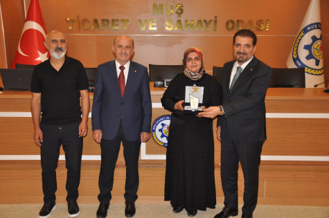 MUŞ TSO’DAN KADIN GİRİŞİMCİLERE VEFA: 29 KADINA PLAKET VERİLDİ